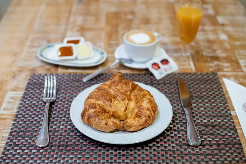 Mesón Serranito FRITURA SEVILLANA Menú