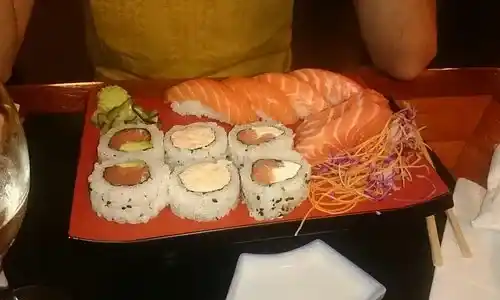 Sushi Bar Comida Japonesa Nigiri Precio de Menú